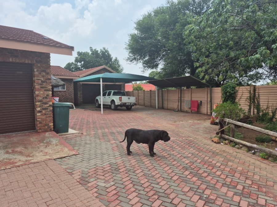 4 Bedroom Property for Sale in Vredefort Free State